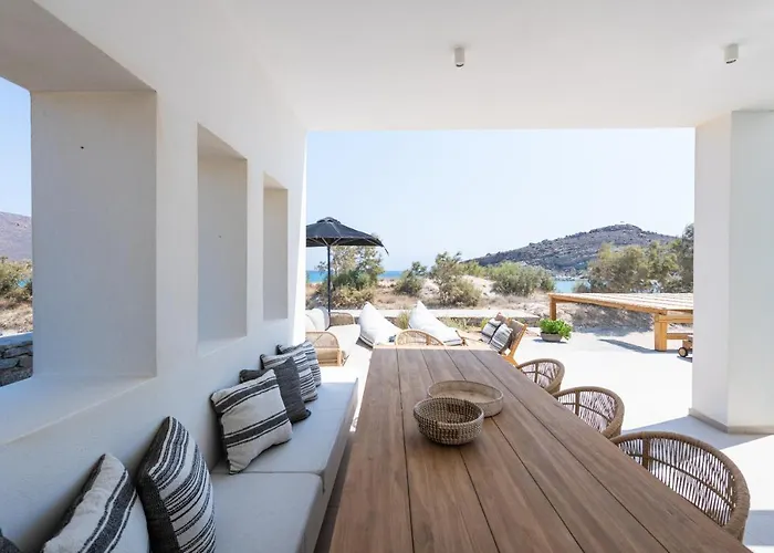 Villa Exclusive Luxury Moca Beachfront Villa, Molos, Paros *