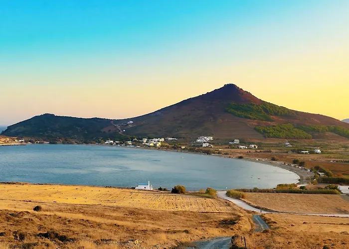 וילה Exclusive Luxury Moca Beachfront Villa, Molos, Paros *